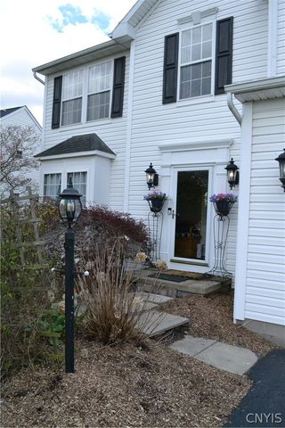 777 Duck Hollow, Victor, NY 14564