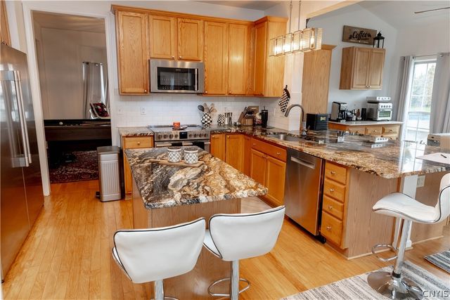 777 Duck Hollow, Victor, NY 14564