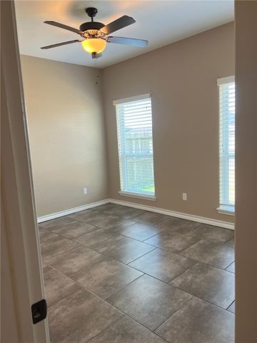 8029 Sir Greg Dr, Corpus Christi, TX 78414