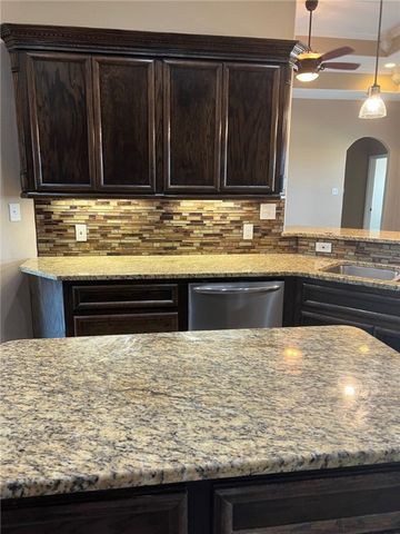 8029 Sir Greg Dr, Corpus Christi, TX 78414