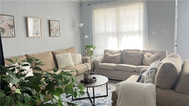 2126 Crescent Pointe Parkway, College Station, TX 77845