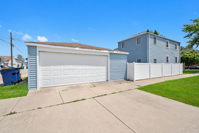 7052 41st Street, Berwyn, IL 60402
