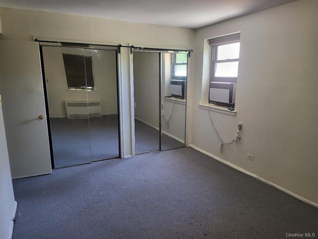 87-50 204 Street B46, Hollis, NY 11423