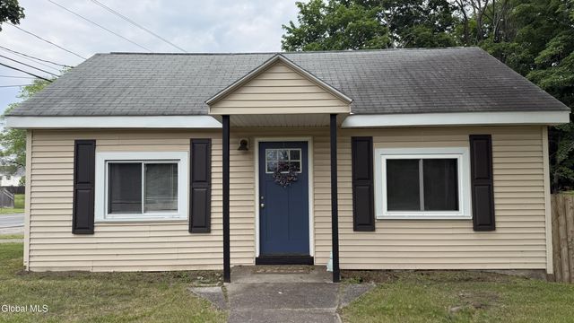 162 Bluebird Road, Moreau, NY 12803