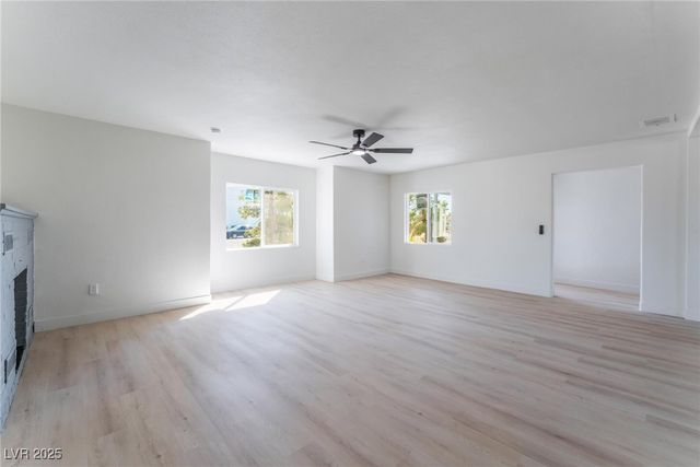 1637 Sunset Drive, Las Vegas, NV 89108