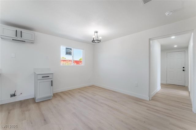 1637 Sunset Drive, Las Vegas, NV 89108