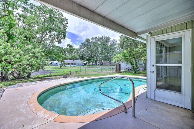 1245 HONEYTREE LN E LANE E, Lakeland, FL 33801