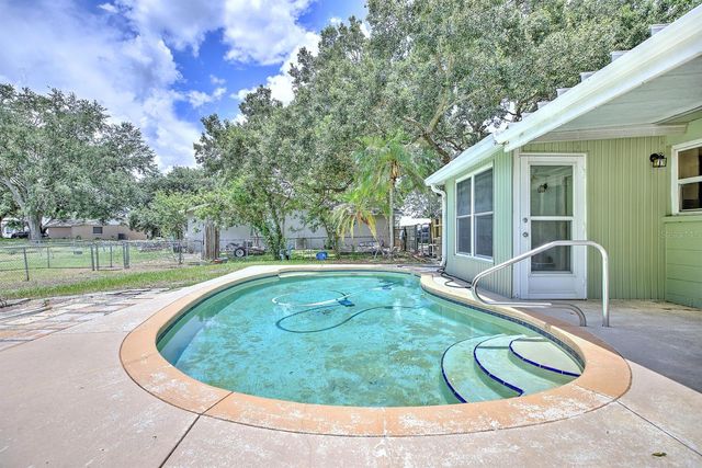 1245 HONEYTREE LN E LANE E, Lakeland, FL 33801