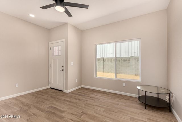 2746 W PIMA Street 2, Phoenix, AZ 85009