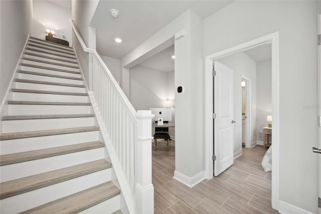 2344 LINDSTROM STREET, Sarasota, FL 34237