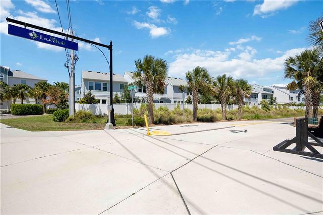 2344 LINDSTROM STREET, Sarasota, FL 34237