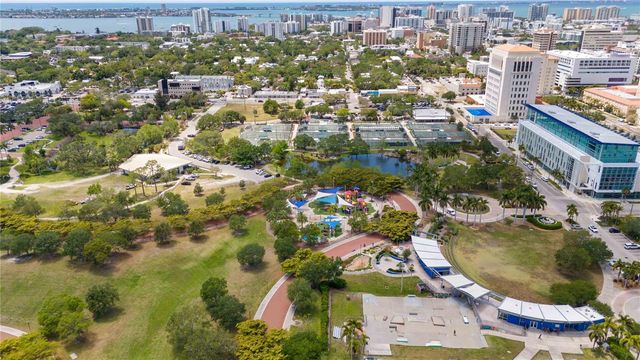 2344 LINDSTROM STREET, Sarasota, FL 34237