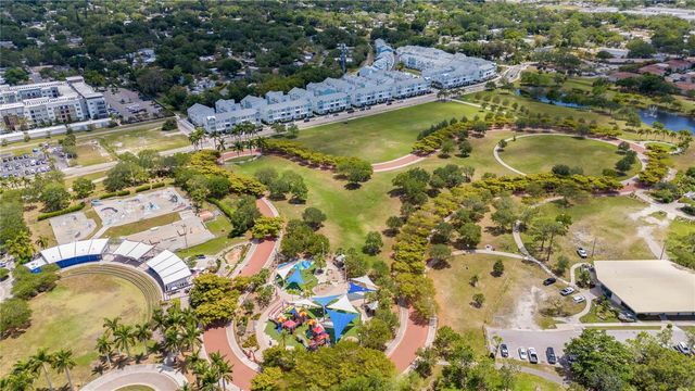 2344 LINDSTROM STREET, Sarasota, FL 34237