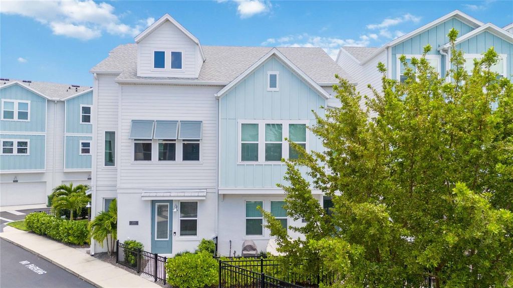 2344 LINDSTROM STREET, Sarasota, FL 34237