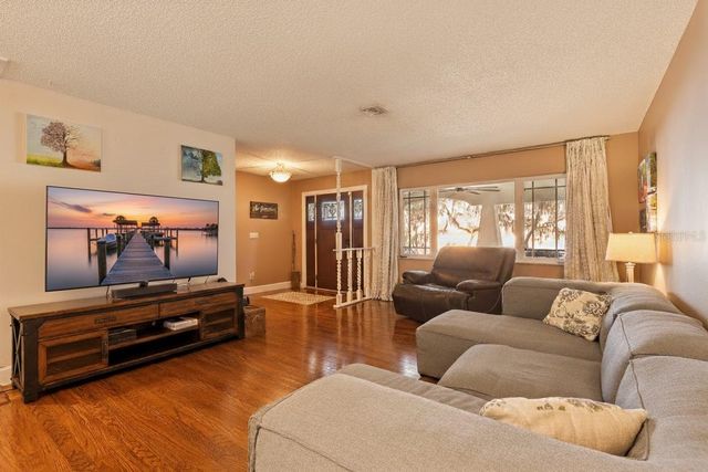 103 S LAKESHORE DRIVE, Minneola, FL 34715