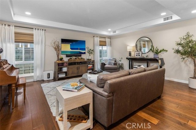 5920 E The Toledo, Long Beach, CA 90803
