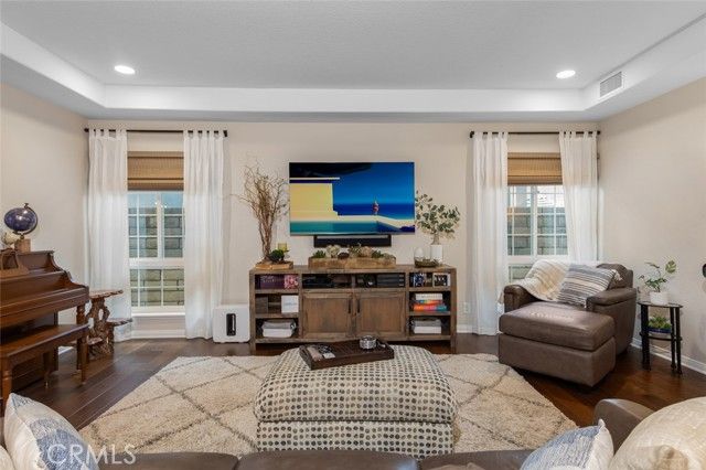 5920 E The Toledo, Long Beach, CA 90803
