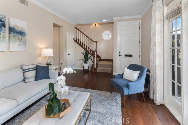 5920 E The Toledo, Long Beach, CA 90803