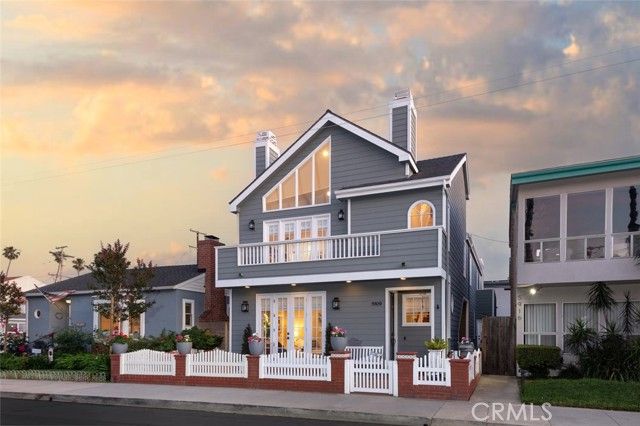 5920 E The Toledo, Long Beach, CA 90803