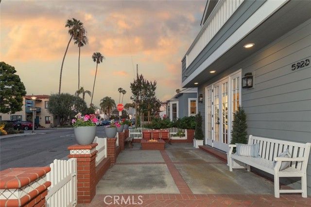 5920 E The Toledo, Long Beach, CA 90803