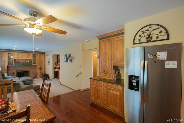 19170 Dawnshire Drive, Brownstown, MI 48193