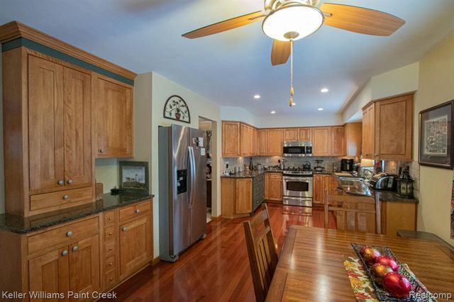 19170 Dawnshire Drive, Brownstown, MI 48193