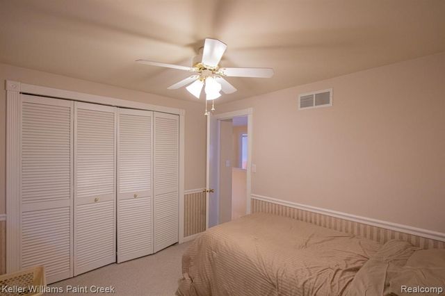 19170 Dawnshire Drive, Brownstown, MI 48193