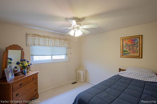 19170 Dawnshire Drive, Brownstown, MI 48193