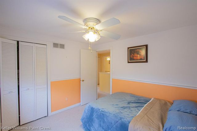 19170 Dawnshire Drive, Brownstown, MI 48193