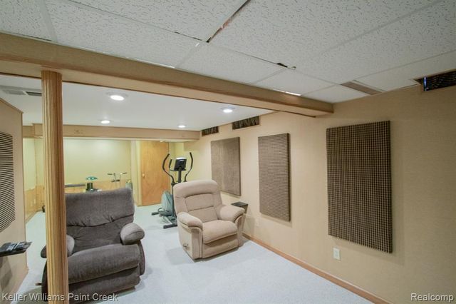 19170 Dawnshire Drive, Brownstown, MI 48193