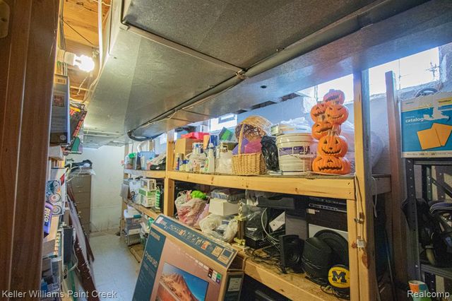 19170 Dawnshire Drive, Brownstown, MI 48193