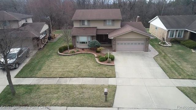 19170 Dawnshire Drive, Brownstown, MI 48193