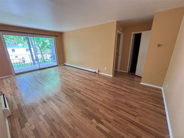 1 Colonial Road 127, Beacon, NY 12508
