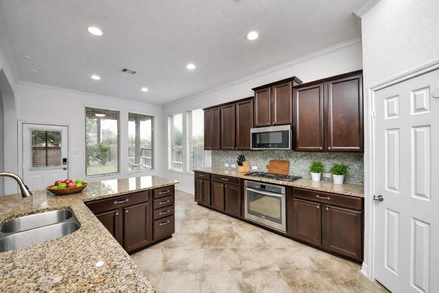 17106 Nitshill Lane, Richmond, TX 77407