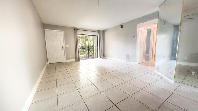 7302 SWALLOW RUN 7302, Winter Park, FL 32792