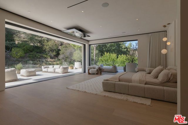 17177 Adlon Road, Encino (los Angeles), CA 91436