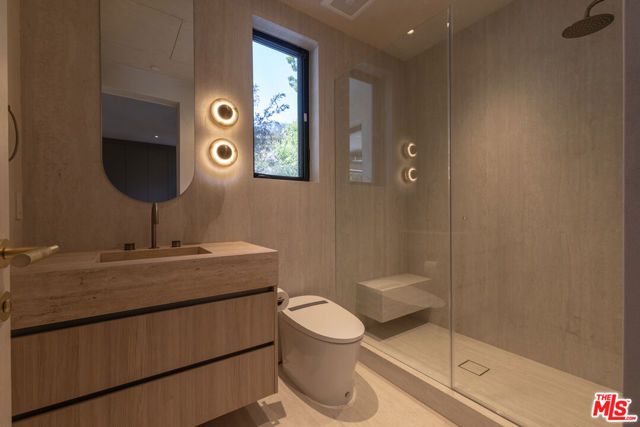 17177 Adlon Road, Encino (los Angeles), CA 91436