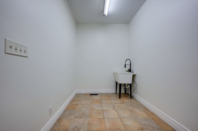 264 Firetower Road, Dickson, TN 37055