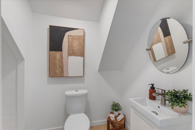 501 OAKLAND Avenue, Council Bluffs, IA 51503