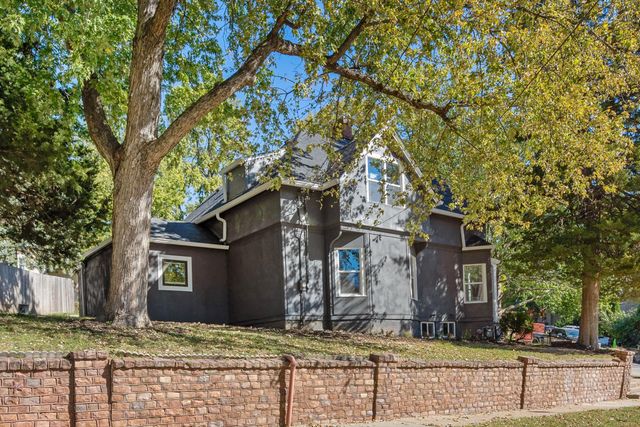 501 OAKLAND Avenue, Council Bluffs, IA 51503