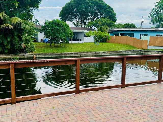 3667 NW 17th Way 3667, Oakland Park, FL 33309