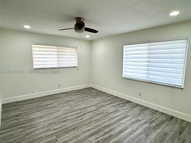 3667 NW 17th Way 3667, Oakland Park, FL 33309