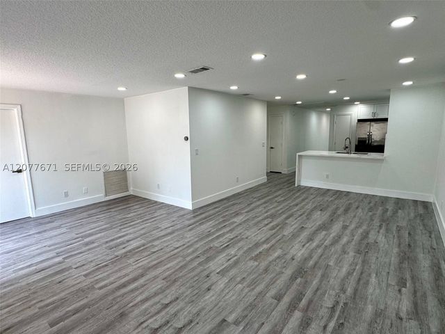 3667 NW 17th Way 3667, Oakland Park, FL 33309