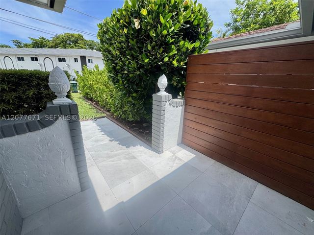 3667 NW 17th Way 3667, Oakland Park, FL 33309