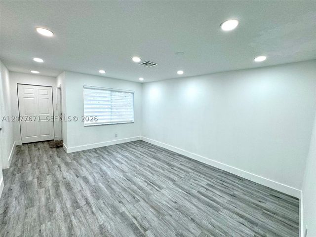 3667 NW 17th Way 3667, Oakland Park, FL 33309