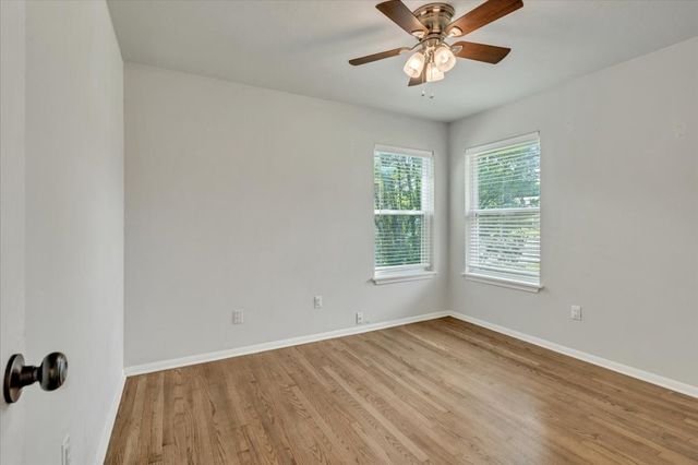 615 RIDGECREST Road, Edmond, OK 73013