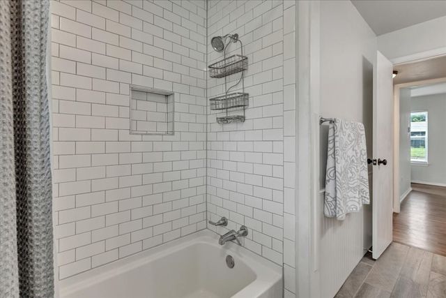 615 RIDGECREST Road, Edmond, OK 73013