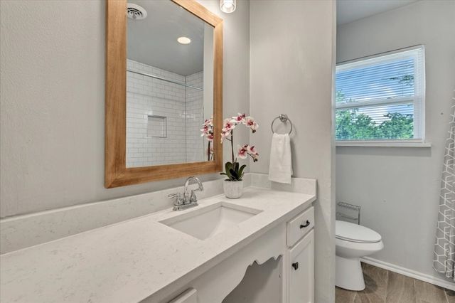 615 RIDGECREST Road, Edmond, OK 73013