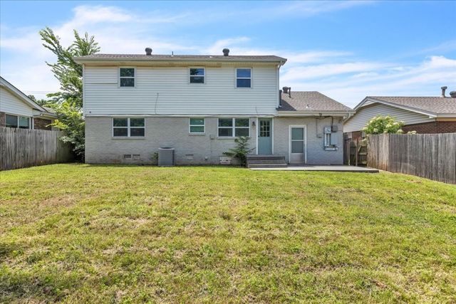 615 RIDGECREST Road, Edmond, OK 73013