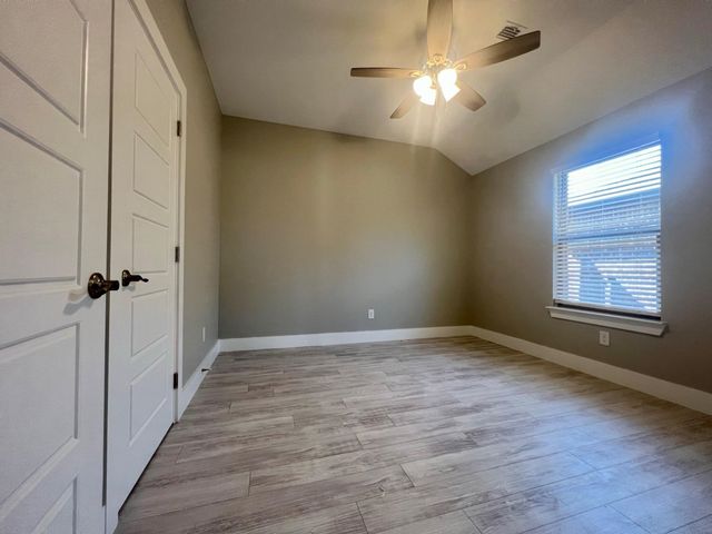 617 N Friendship Road, Sherman, TX 75092